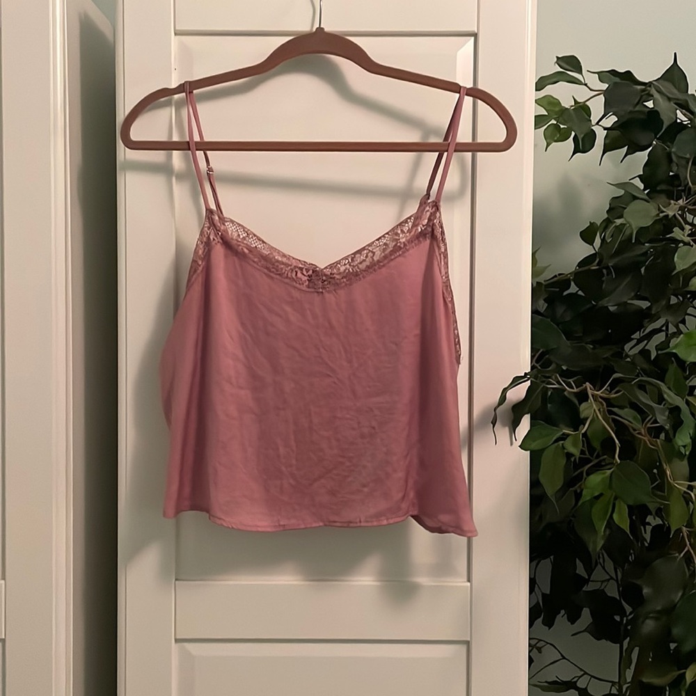 Pink cropped tank
